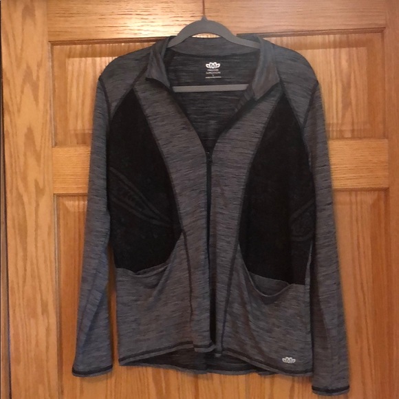 Maurices Tops - Zip up long sleeve Activewear jacket